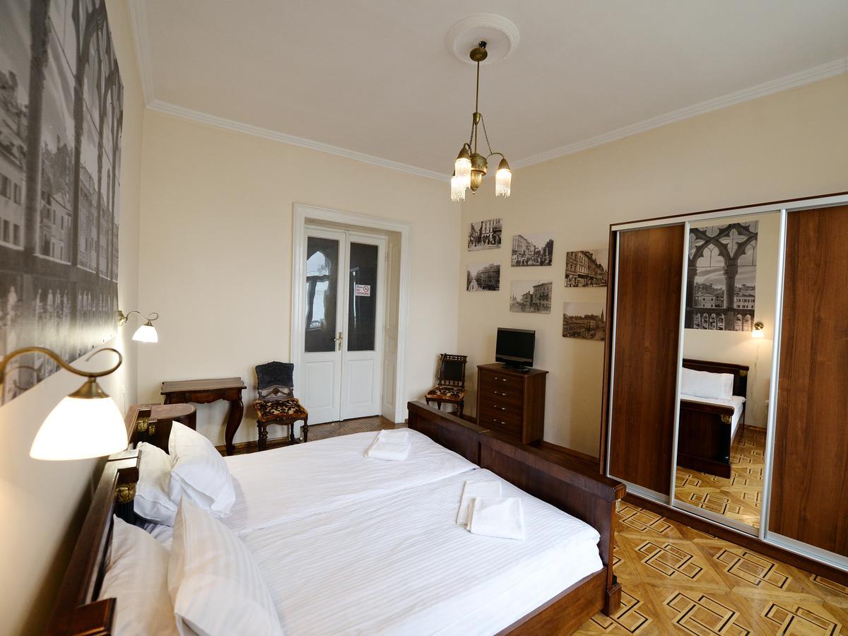 The Historical Family Nest In City Centre Lviv Exterior foto